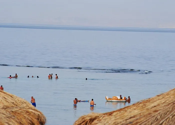 Lodge New Moon Island Camp Nuweiba`