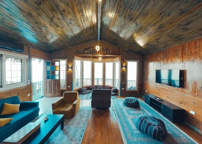 New Moon Island Camp *